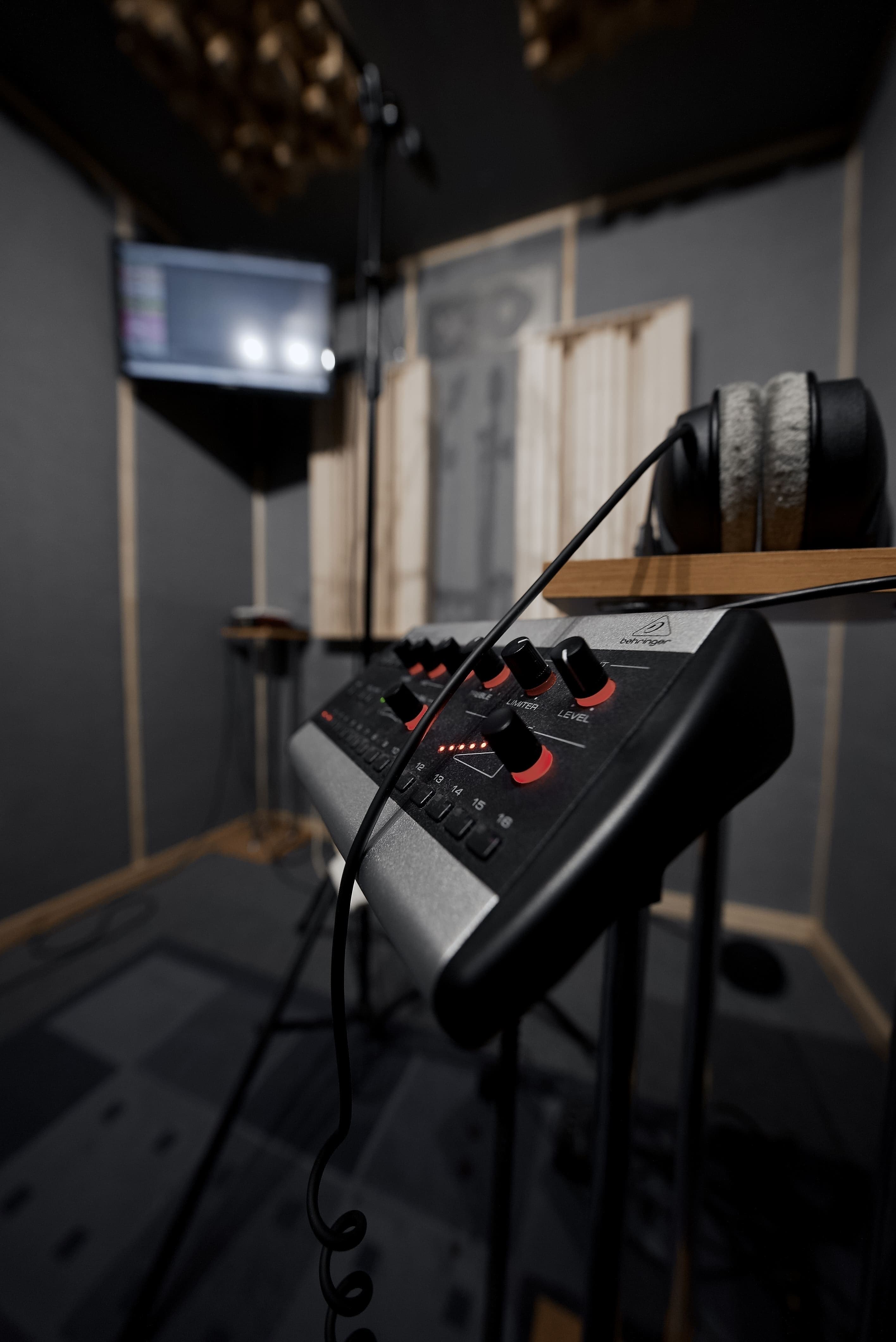 Kabina nagraniowa — Powerplay